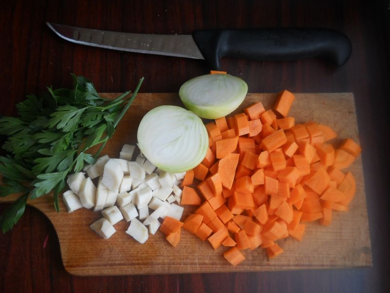 Pyszna zupa pomidorowa z kaszą jaglaną