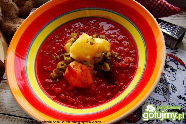 Pyszna zupa z soczewicy 