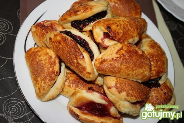 Pyszne bułeczki z marmoladą 