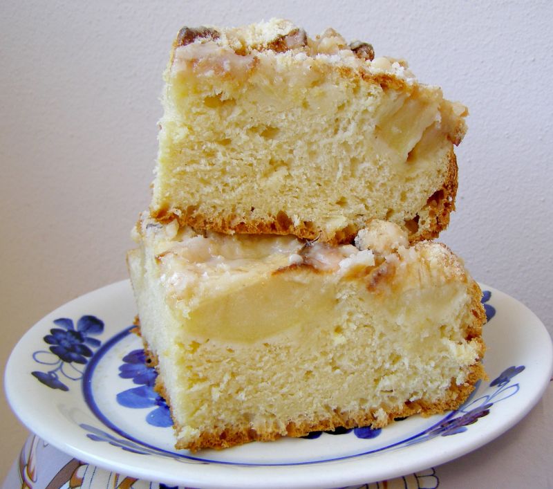 Pyszne ciasto drożdżowe z jabłkami, kruszonką Pyszne ciasto drożdżowe z jabłkami, kruszonką