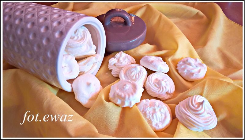 Pyszne domowe bezy Pyszne domowe bezy