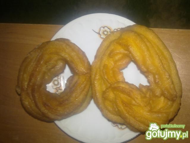 Pyszne gniazda- pączki hiszpańskie Pyszne gniazda- pączki hiszpańskie