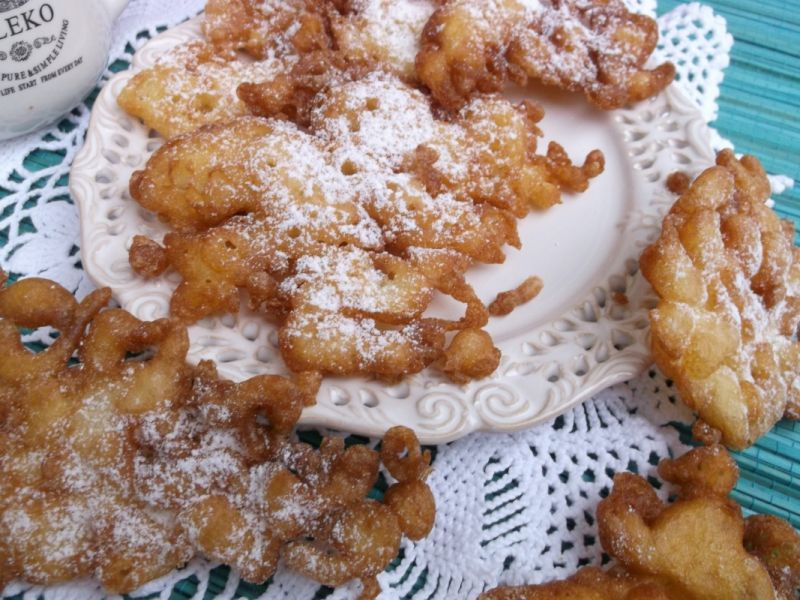 Pyszne lane faworki Pyszne lane faworki