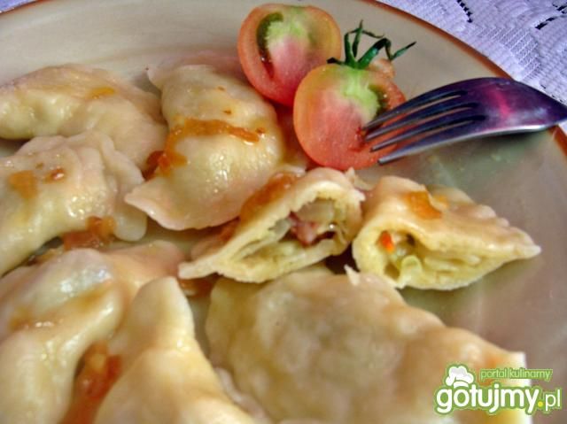 Pyszne pierogi z kapustą Pyszne pierogi z kapustą