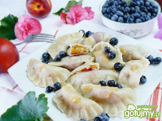 Pyszne pierogi ze śliwkami Pyszne pierogi ze śliwkami