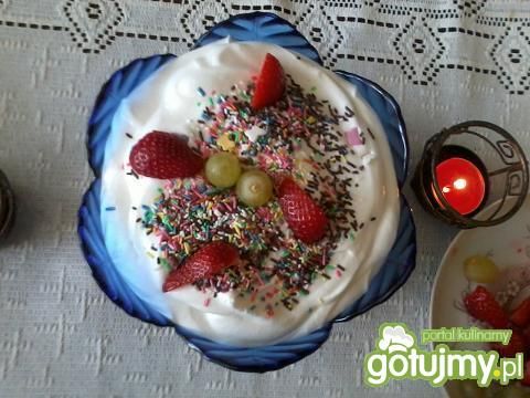 Pyszny deser galaretkowy 