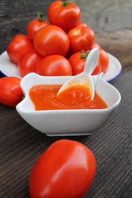 Pyszny domowy ketchup Pyszny domowy ketchup