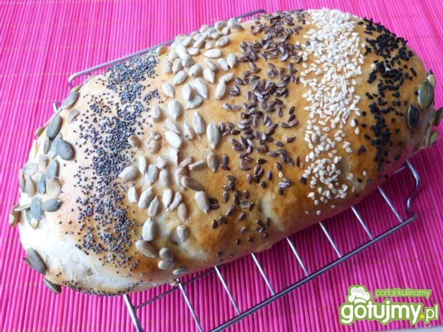 Pyszny pszenny chlebek na maślance Pyszny pszenny chlebek na maślance