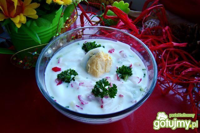 Pyszny zimny chłodnik z rzodkiewki . Pyszny zimny chłodnik z rzodkiewki .