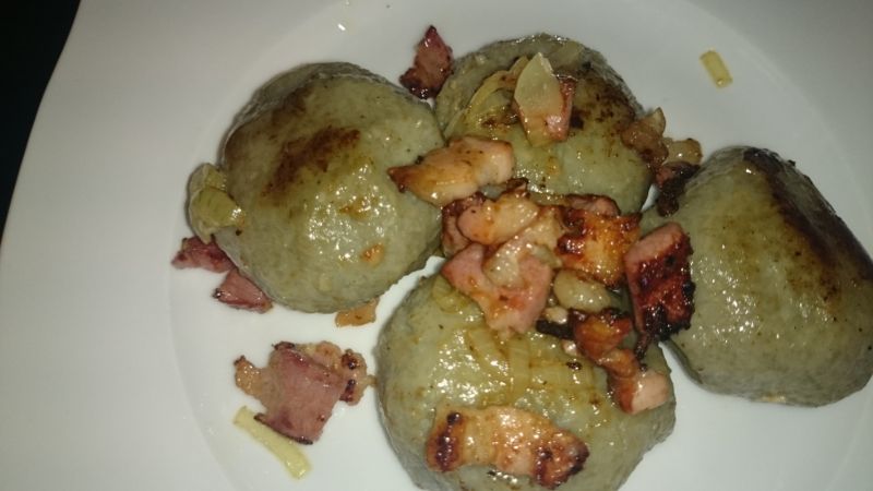 Pyzy z mięsem i kaszą gryczana 