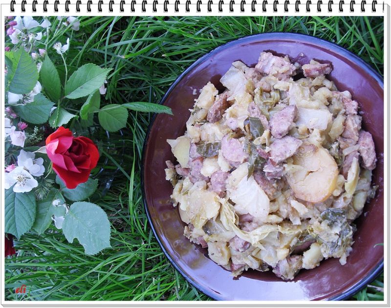 PZawsze gdyieczonki Eli z młodą kapustą i kiełbasą PZawsze gdyieczonki Eli z młodą kapustą i kiełbasą