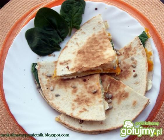 Quesadilla z dynią i szpinakiem Quesadilla z dynią i szpinakiem