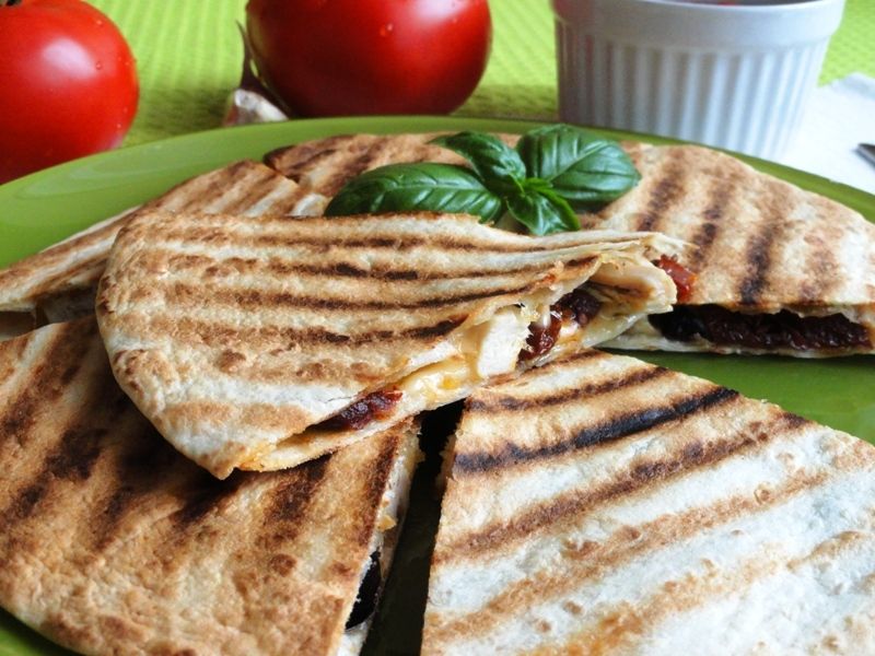 Quesadilla z kurczakiem Quesadilla z kurczakiem