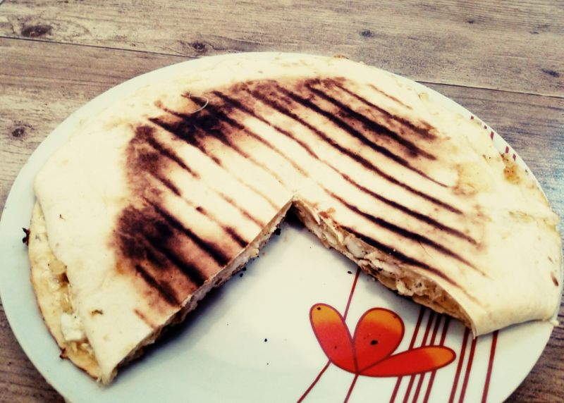 Quesadilla z kurczakiem Quesadilla z kurczakiem