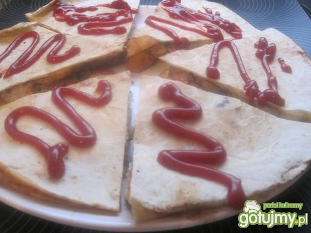 Quesadillas z indykiem marynowanym  Quesadillas z indykiem marynowanym