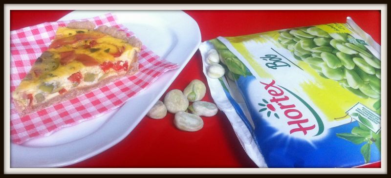 Quiche pełnoziarniste z bobem, papryką i szynką