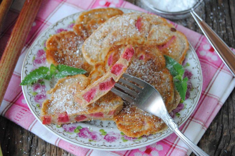 Rabarbarowe racuszki