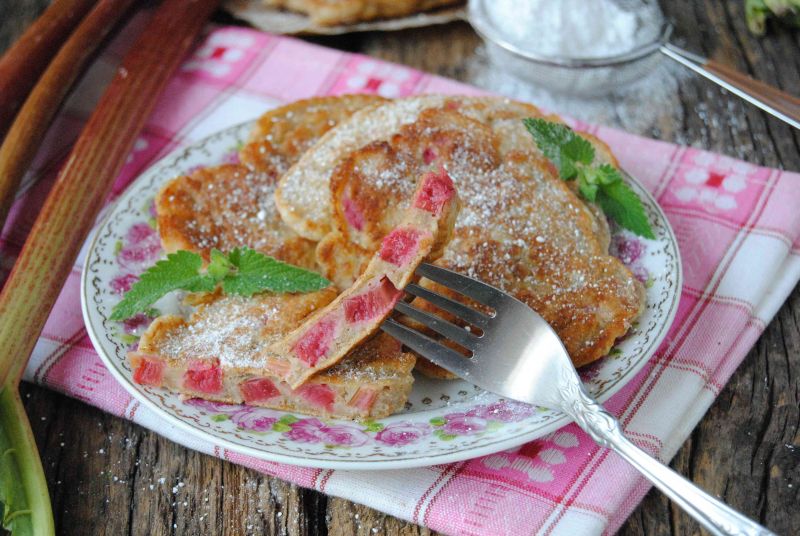 Rabarbarowe racuszki