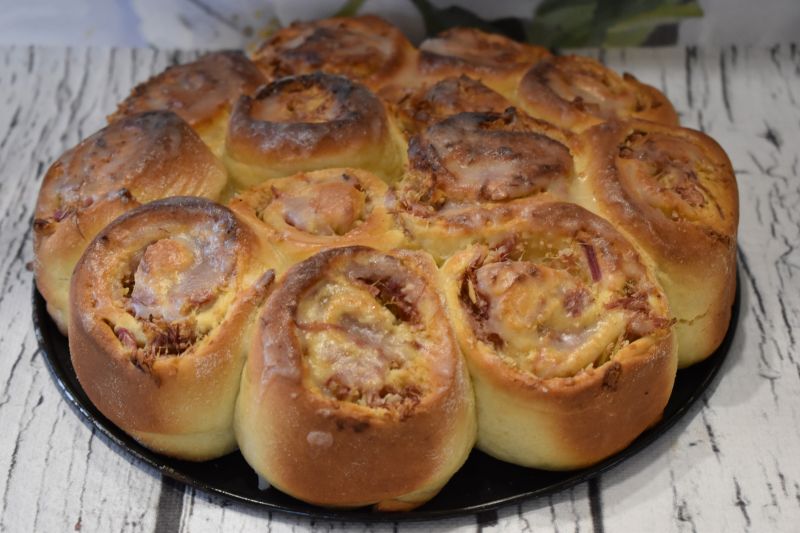 Rabarbarowe ślimaczki Rabarbarowe ślimaczki