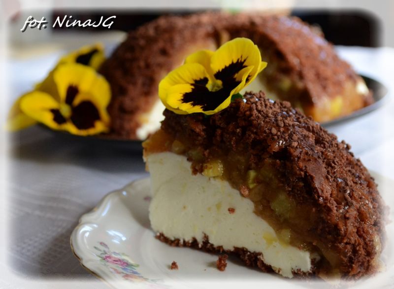 Rabarbarowy kopiec kreta