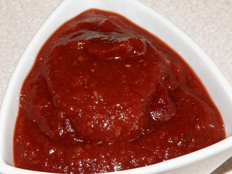 Rabarbarowy sos BBQ (barbecue) Rabarbarowy sos BBQ (barbecue)