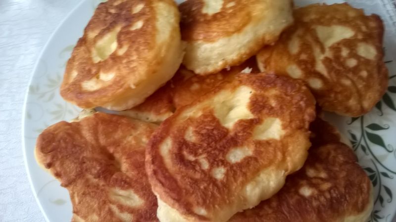 Racuchy drożdżowe Racuchy drożdżowe