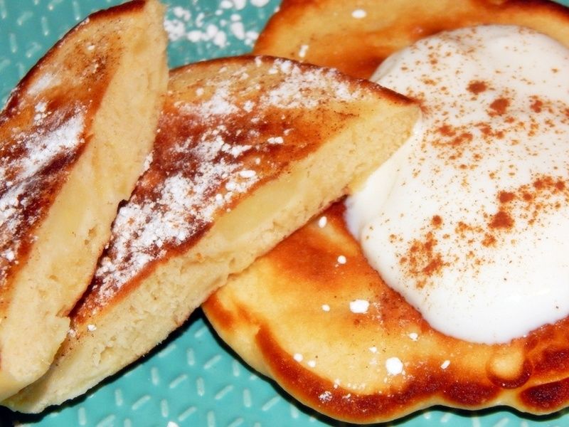 Racuchy drożdżowe z gruszkami