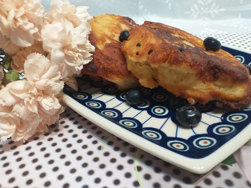 Racuchy drożdżowe z jabłkami (bezglutenowe) Racuchy drożdżowe z jabłkami (bezglutenowe)