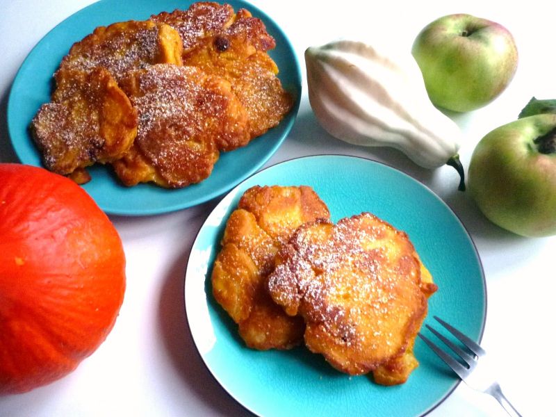 Racuchy dyniowo-pomarańczowe z jabłkami Racuchy dyniowo-pomarańczowe z jabłkami