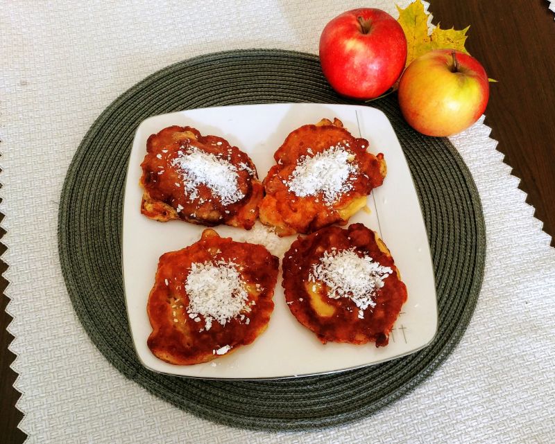 Racuchy jabłkowo-kokosowe Racuchy jabłkowo-kokosowe