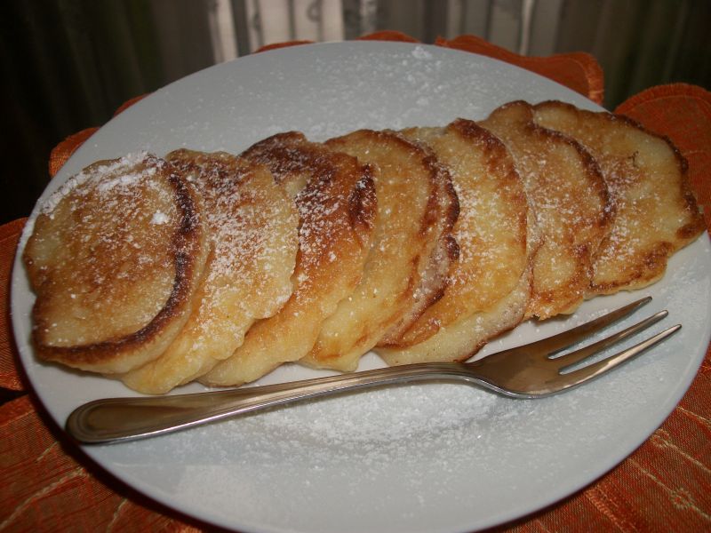 Racuchy jogurtowo-jabłkowe Racuchy jogurtowo-jabłkowe