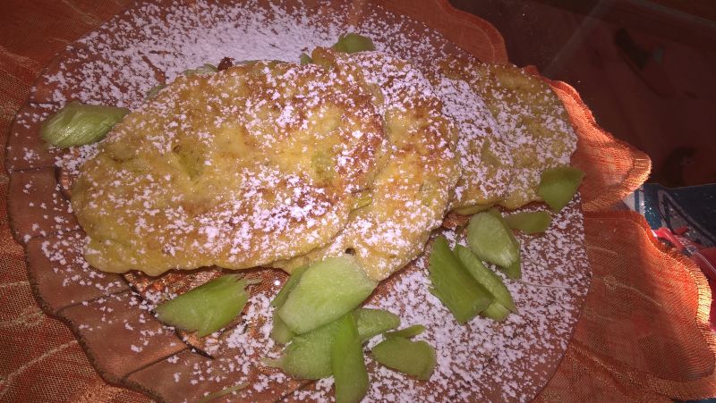 Racuchy owsiane z rabarbarem