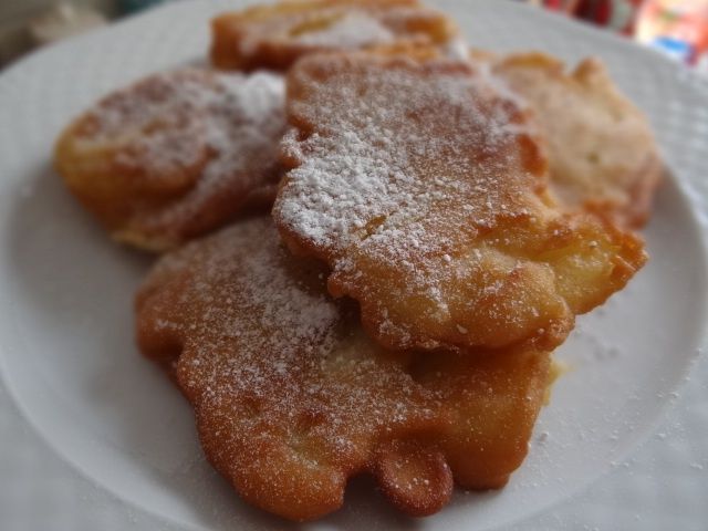 Racuchy z jabłkami Racuchy z jabłkami