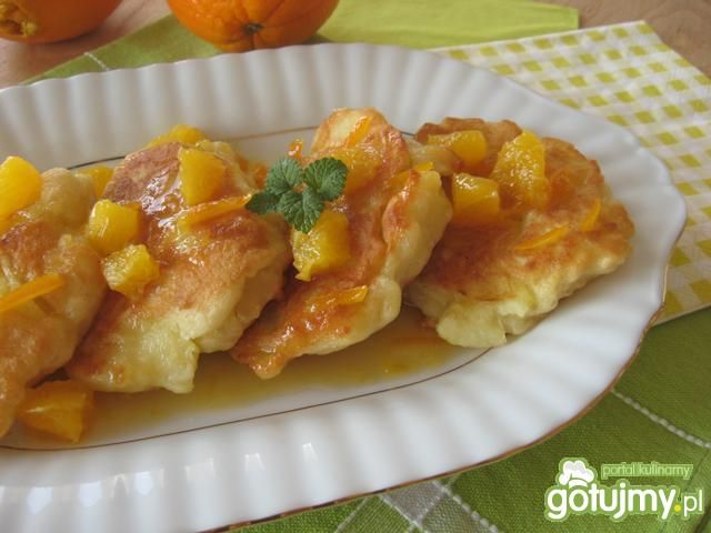 Racuchy z jabłkami i sosem pomarańczowym Racuchy z jabłkami i sosem pomarańczowym