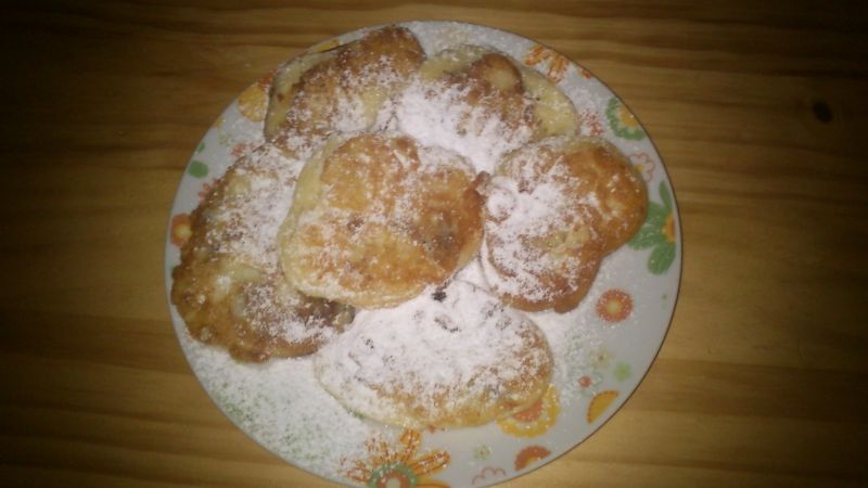 Racuchy z jabłkiem, żurawiną, imbirem i cynamonem