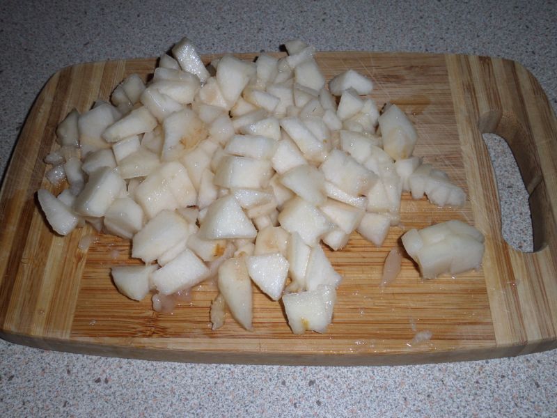 Racuchy z karmelizowanymi gruszkami