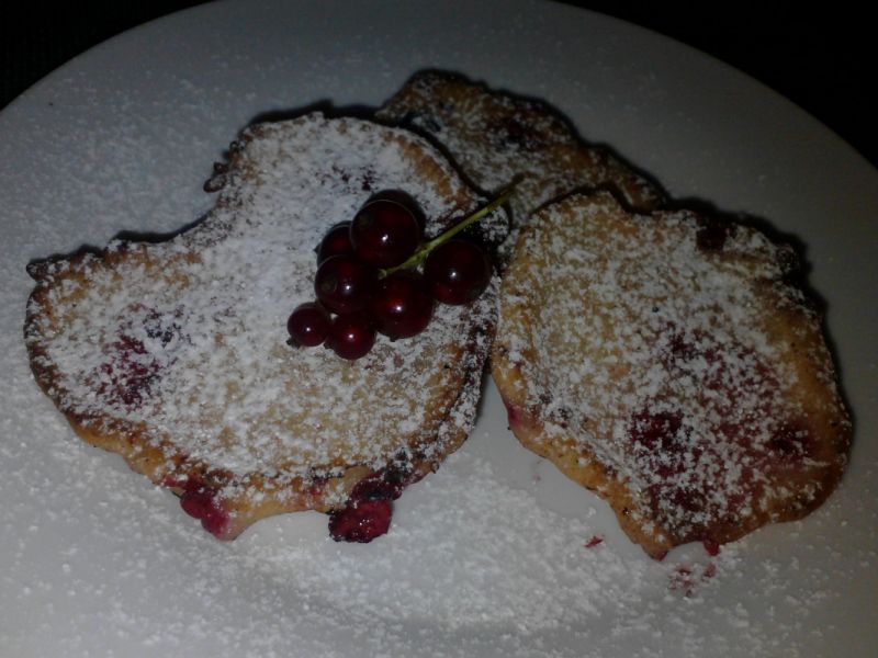 Racuchy z porzeczkami