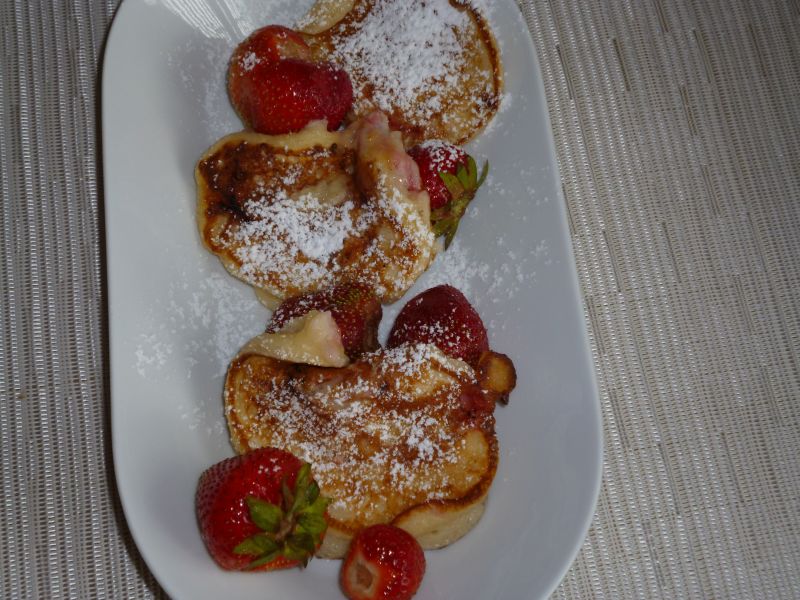 Racuchy z truskawkami Racuchy z truskawkami