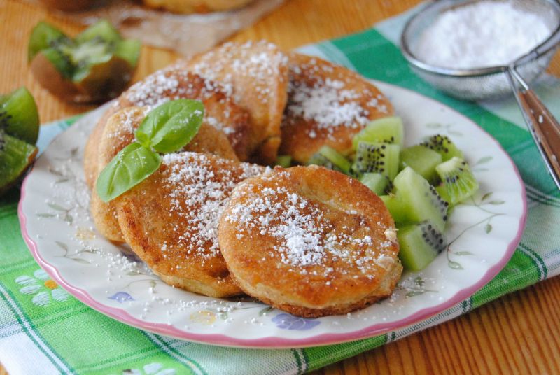 Racuszki biszkoptowo- orkiszowe Racuszki biszkoptowo- orkiszowe