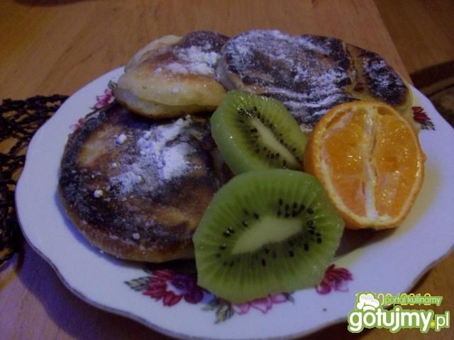 Racuszki drożdżowe z bananami Racuszki drożdżowe z bananami
