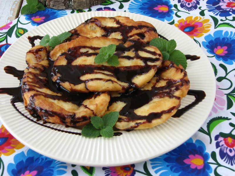 Racuszki z gruszkami na jogurcie Racuszki z gruszkami na jogurcie