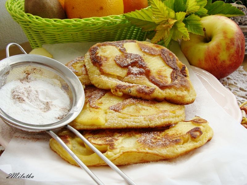 Racuszki z jabłkami