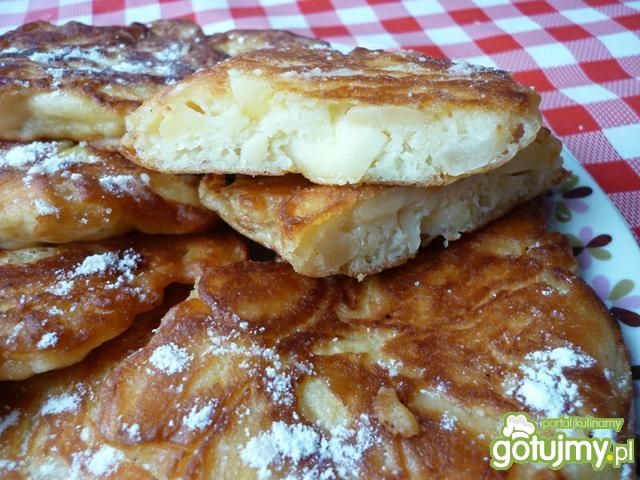 Racuszki z jabłkami.