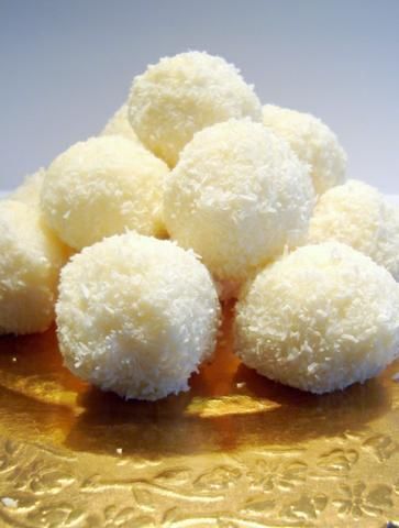 Raffaello z serem ricotta.