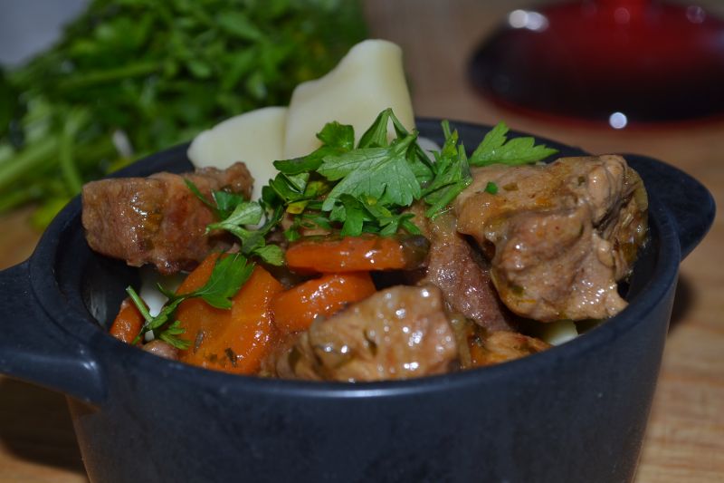 Ragout-gulasz kuchni francuskiej 
