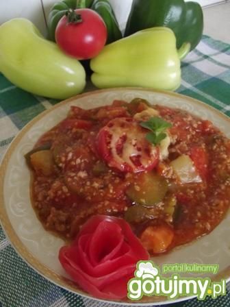 Ratatuj z mięsem mielonym