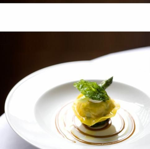 Ravioli spinatti con foresta balsamica