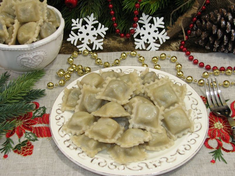 Ravioli z kapusta i grzybami