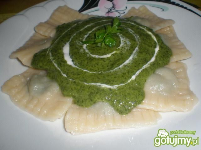 Ravioli ze szpinakiem i ricottą Ravioli ze szpinakiem i ricottą