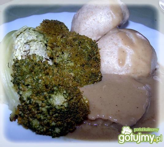 Razowe buchty z warzywami